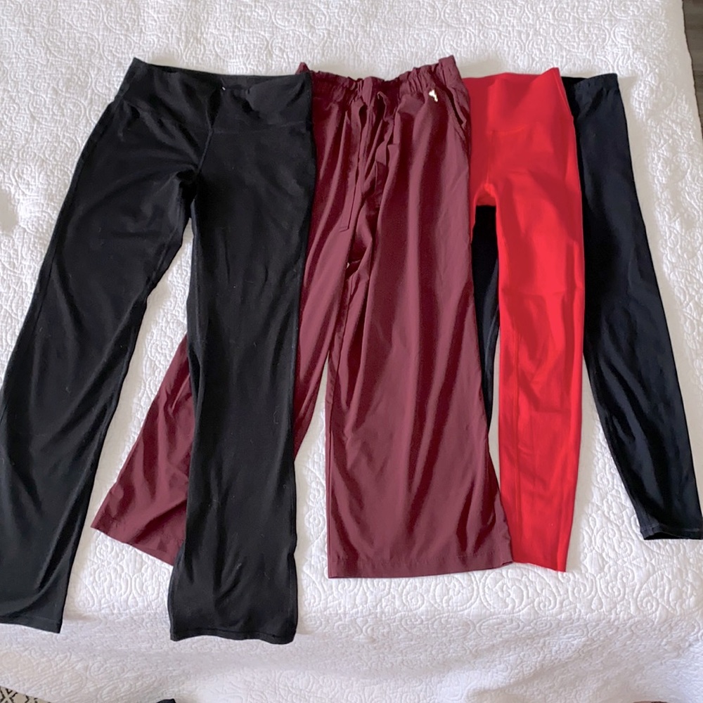 Lounge/yoga pants!!